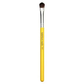 Bdellium Studio Eyes 777: Shadow Brush