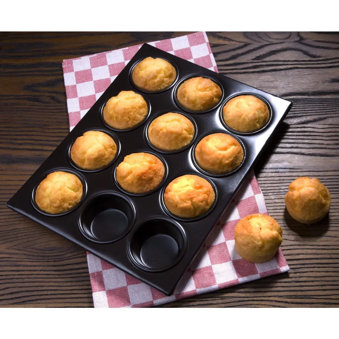 C562 Vogue Aluminium Non-Stick Muffin Tray 12 Cup