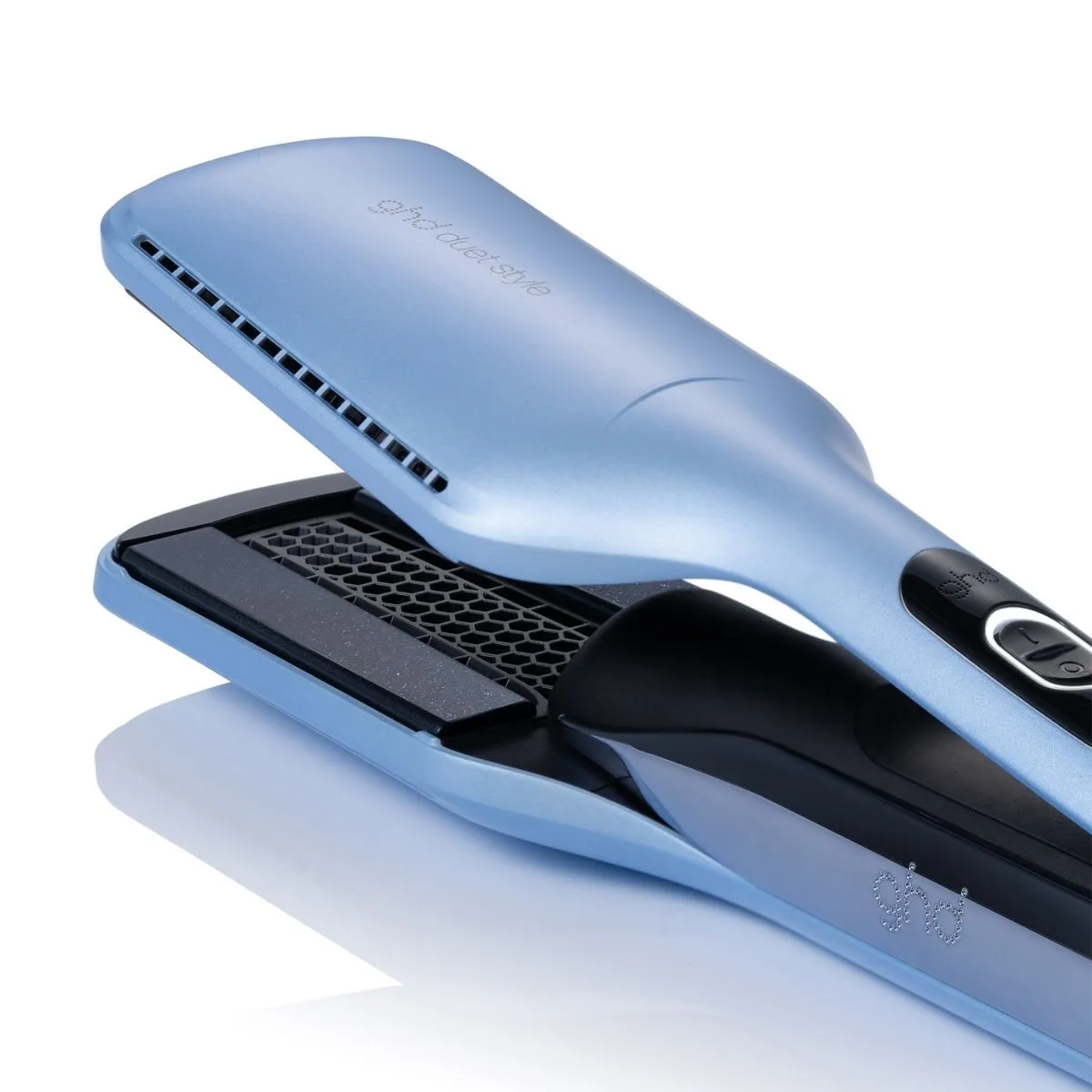 Ghd Duet Style Limited Edition Gift Set 2-in-1 Hot Air Styler in Icy Blue