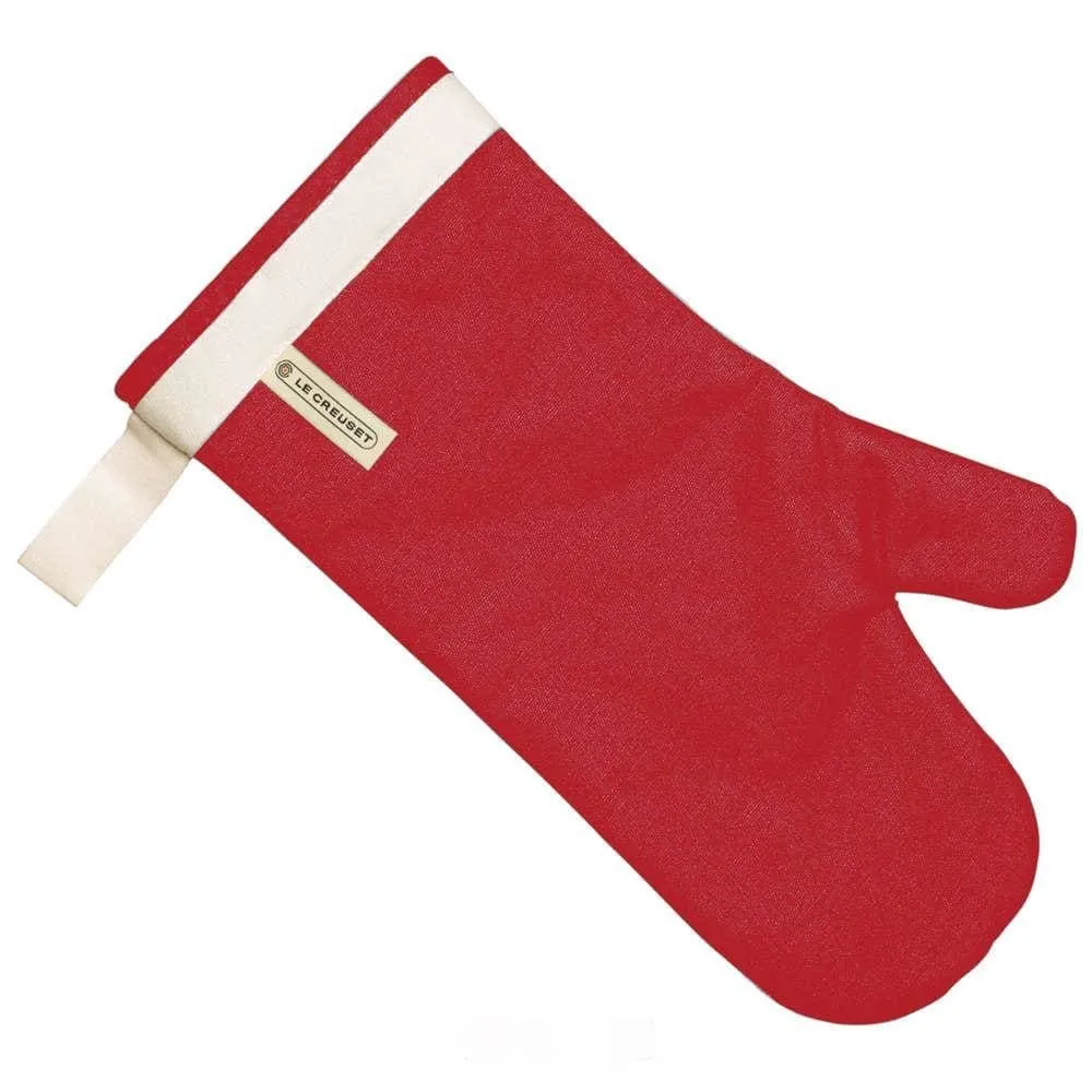 Le Creuset Oven Mitt Red