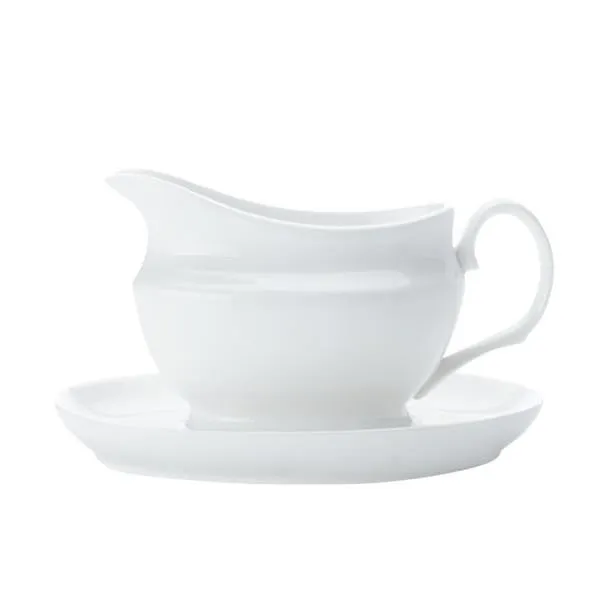 Maxwell & Williams White Basics Gravy Boat & Saucer 550ml Gb