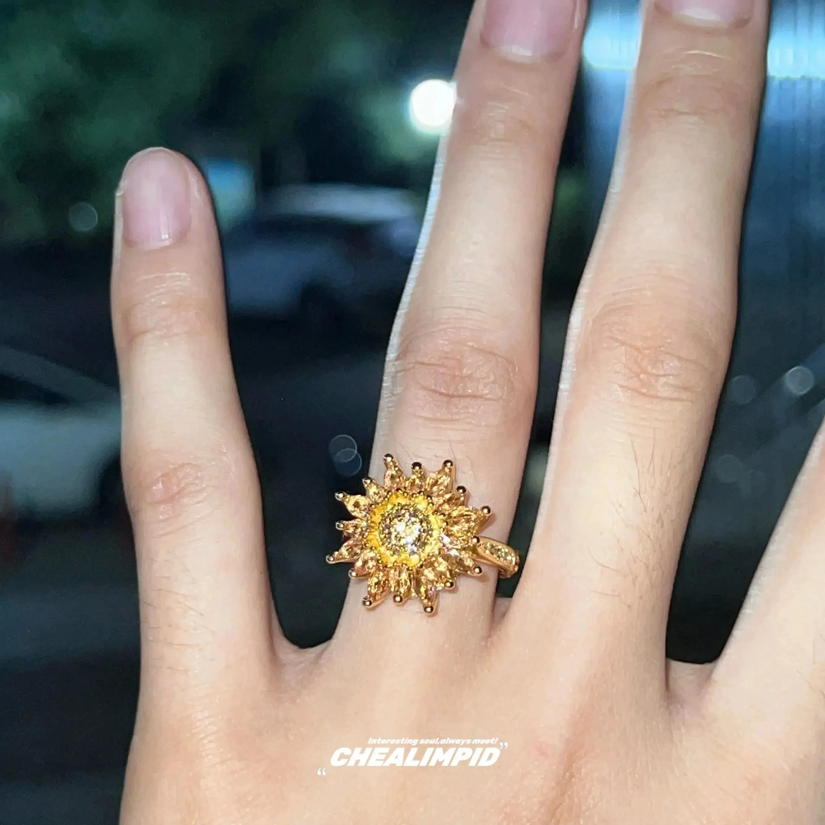 MAYTRENDS  - Sunflower Sparkle Ring