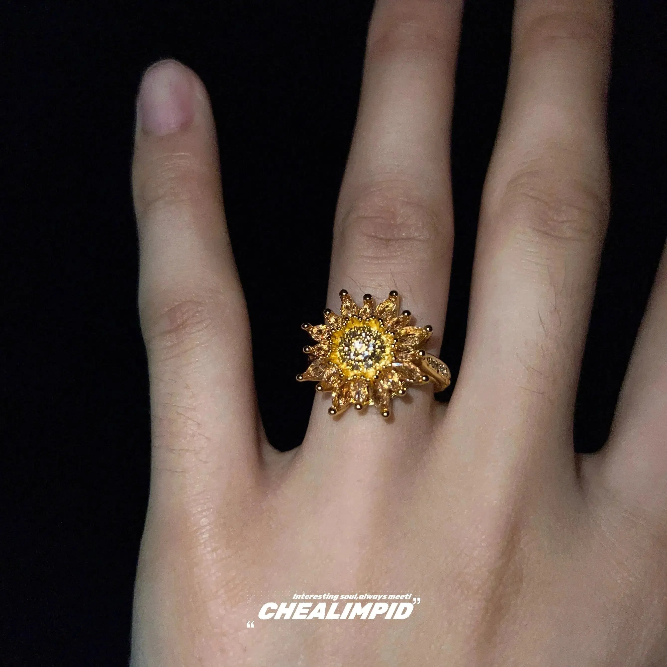 MAYTRENDS  - Sunflower Sparkle Ring