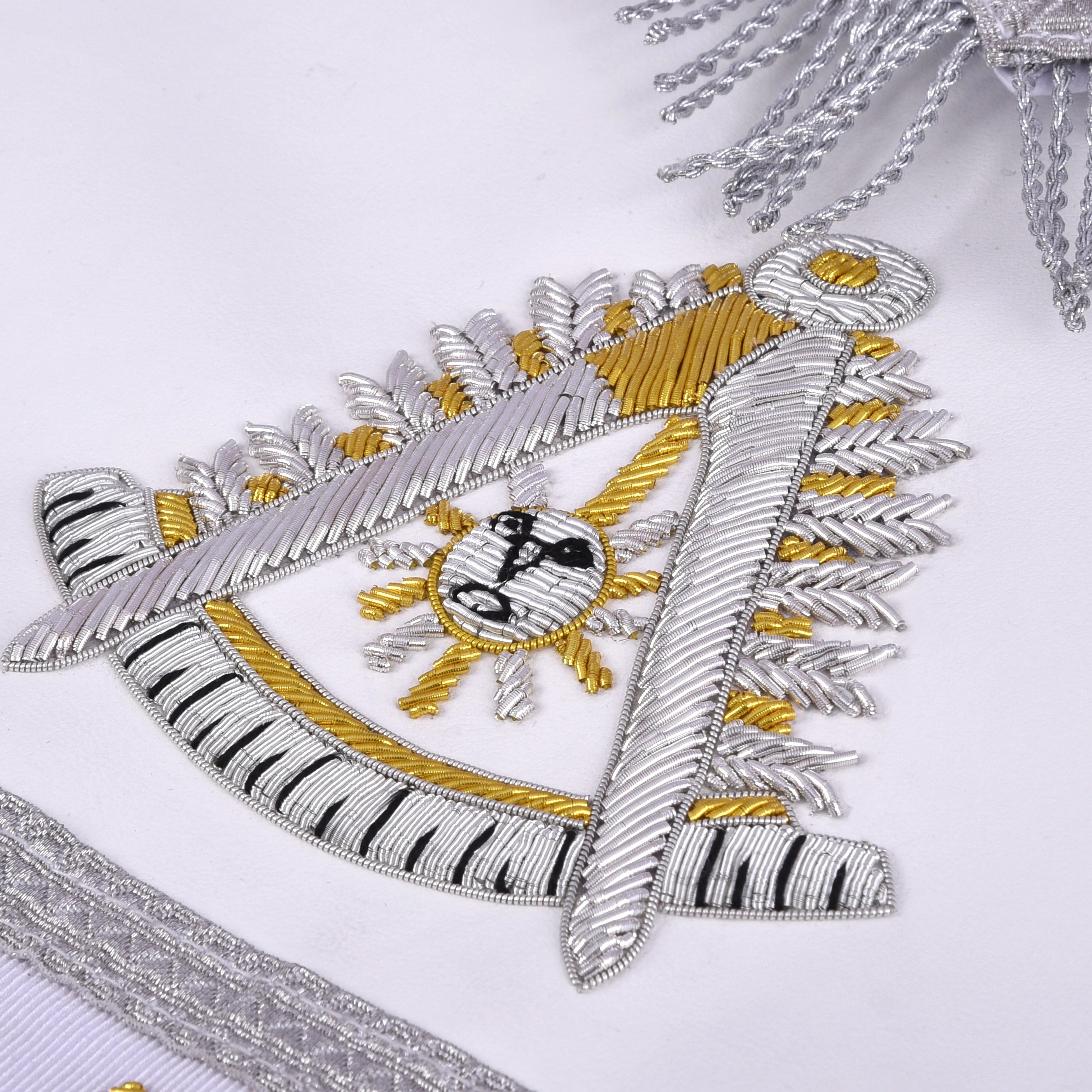 Past Master Blue Lodge California Regulation Apron - Silver Borders With Silver Fringe