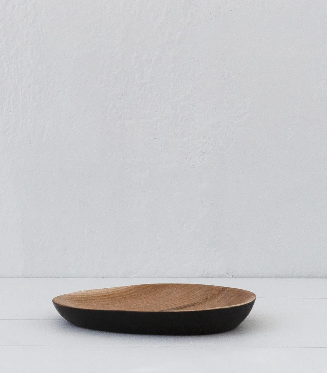 Suar Wood Plate / Natural-Black